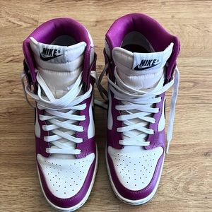 High heel Nike Sneaker